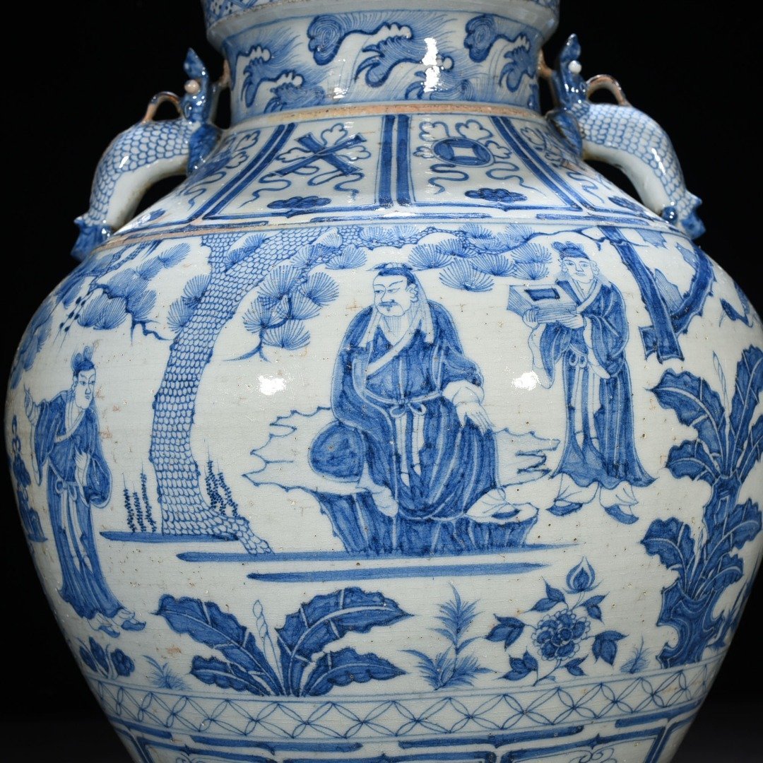 Yuan Dynasty blue and white large jar with two ears decorated with story of three visits