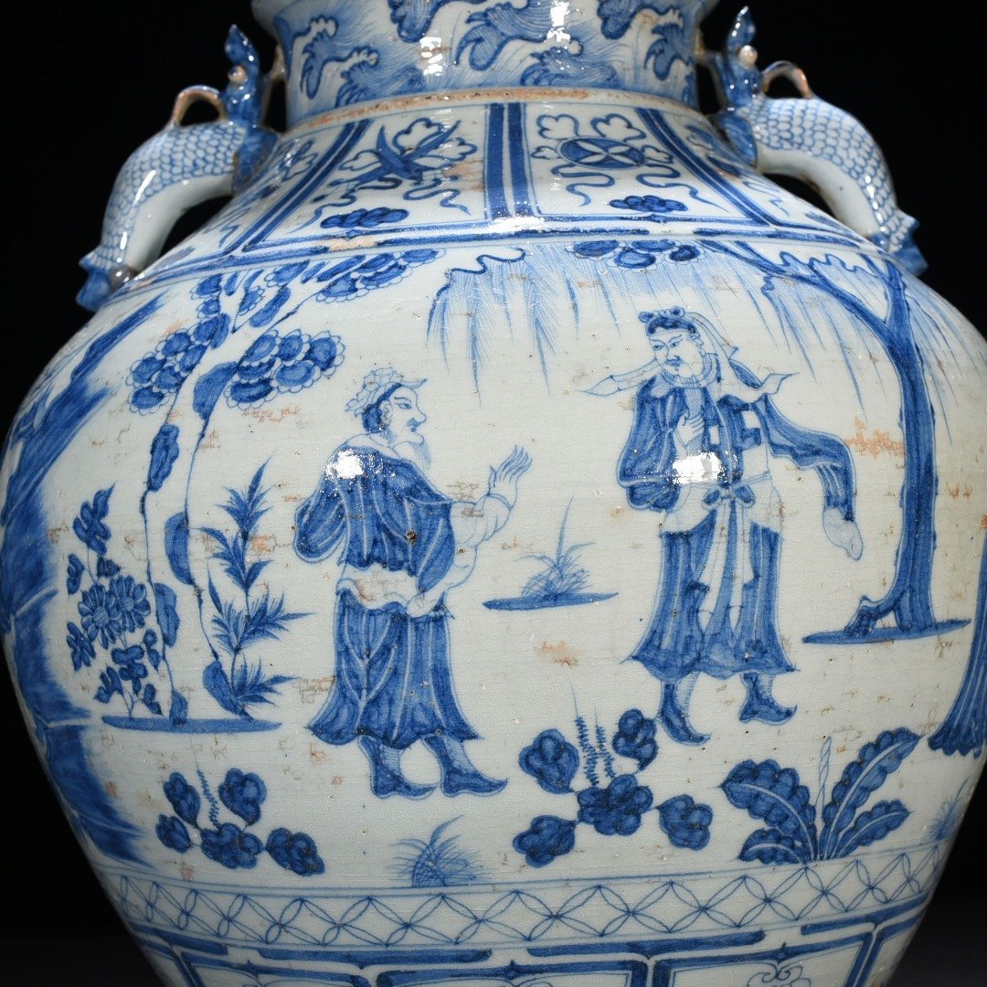 Yuan Dynasty blue and white large jar with two ears decorated with story of three visits