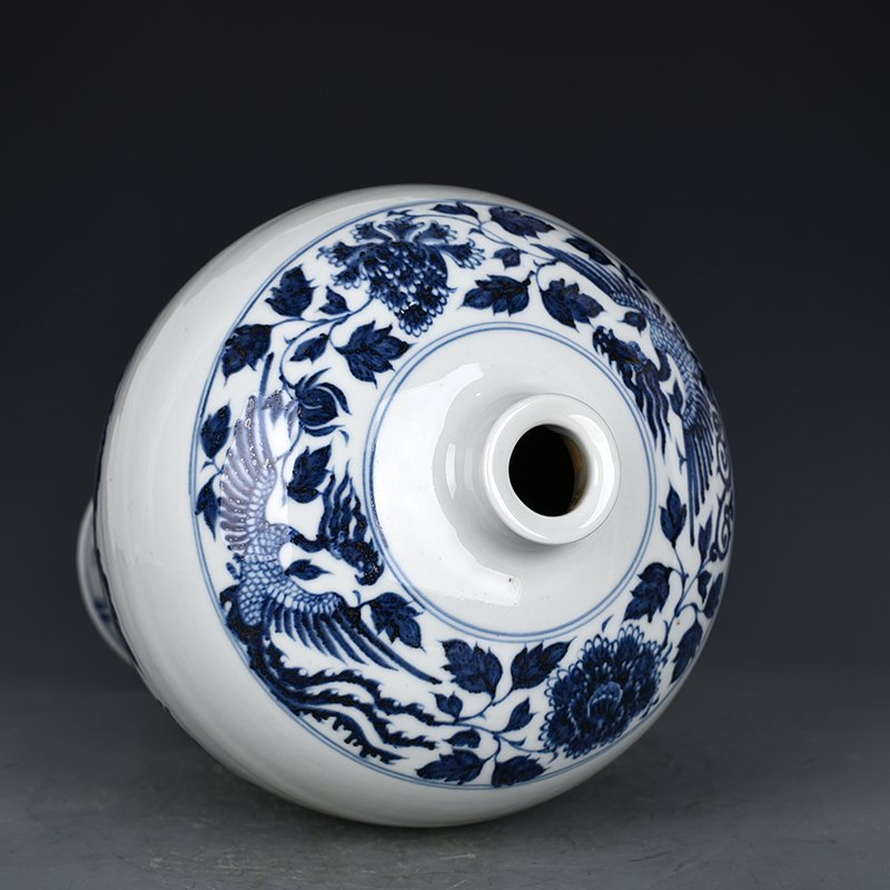 Yuan Dynasty blue and white Yunlong plum vase antique antique porcelain vase