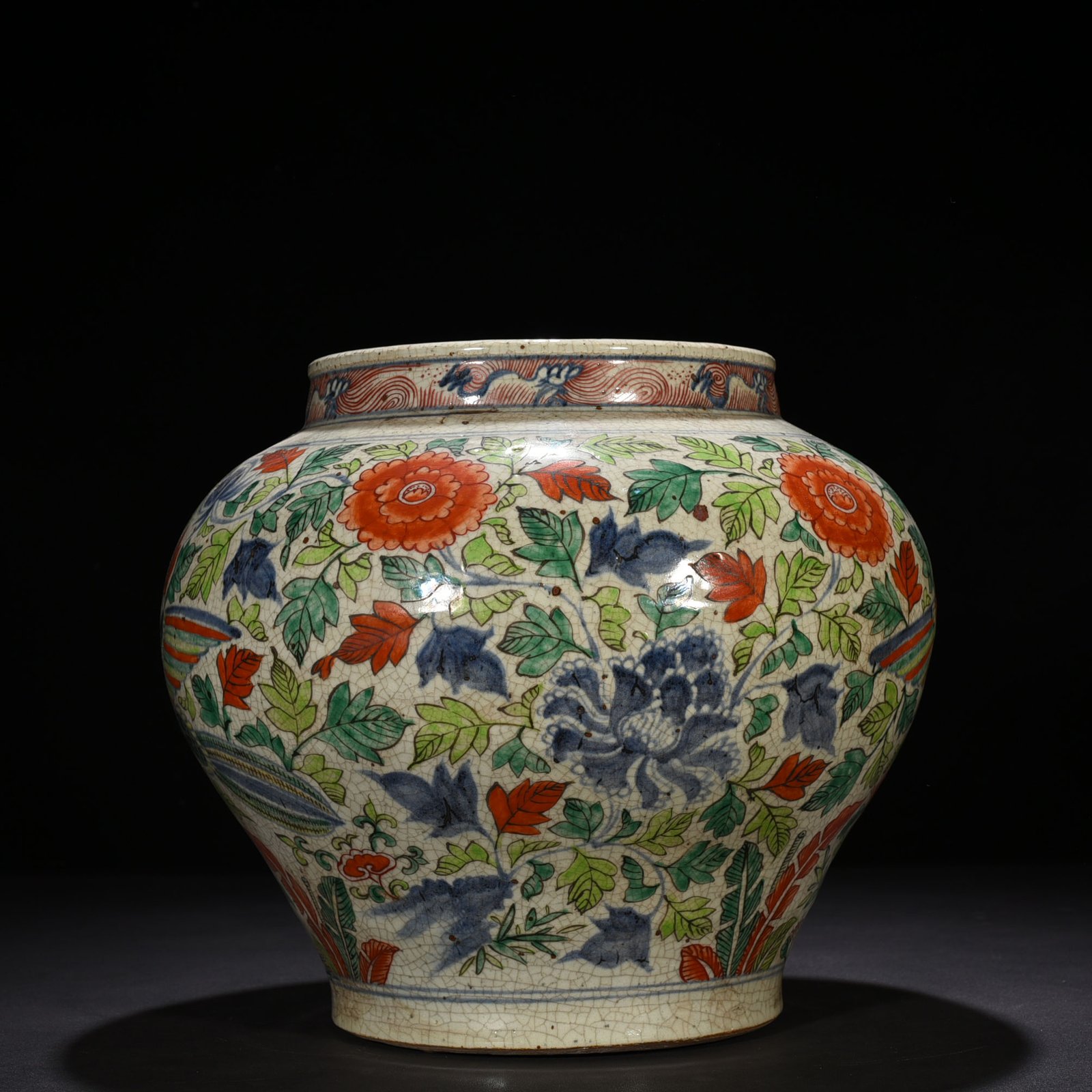 Yuan Dynasty blue and white colorful peacock and peony pattern jar