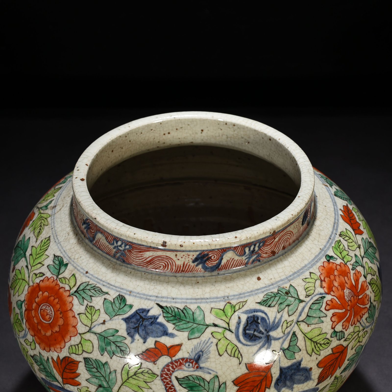 Yuan Dynasty blue and white colorful peacock and peony pattern jar