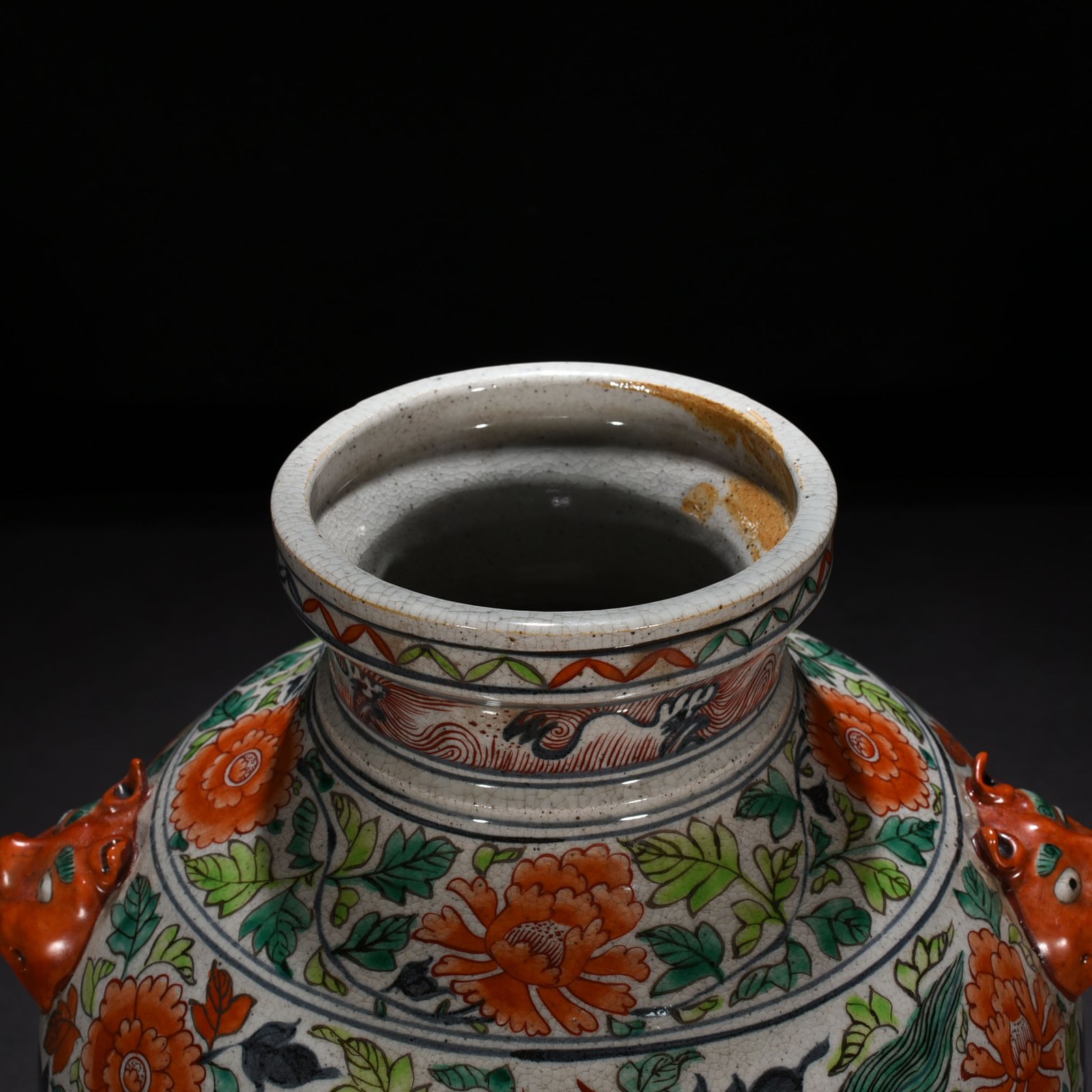 Yuan Dynasty blue and white multicolored animal ear jar with entwined branches and lion pattern