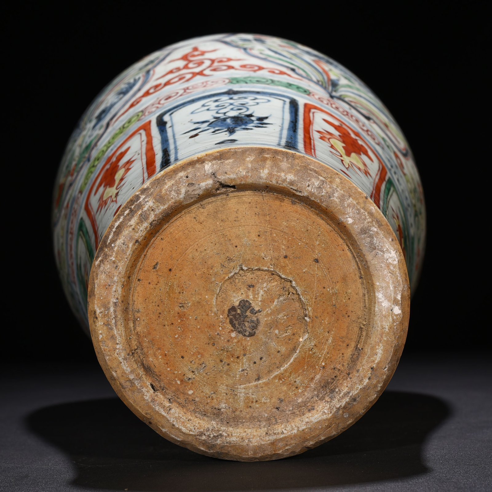 Yuan Dynasty blue and white multicolored lotus pond plum vase with mandarin duck pattern