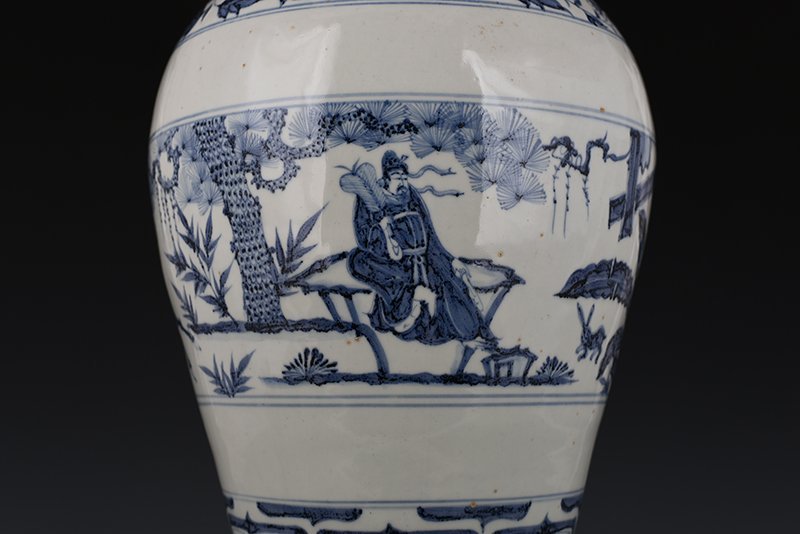 Yuan Dynasty blue and white character story plum vase