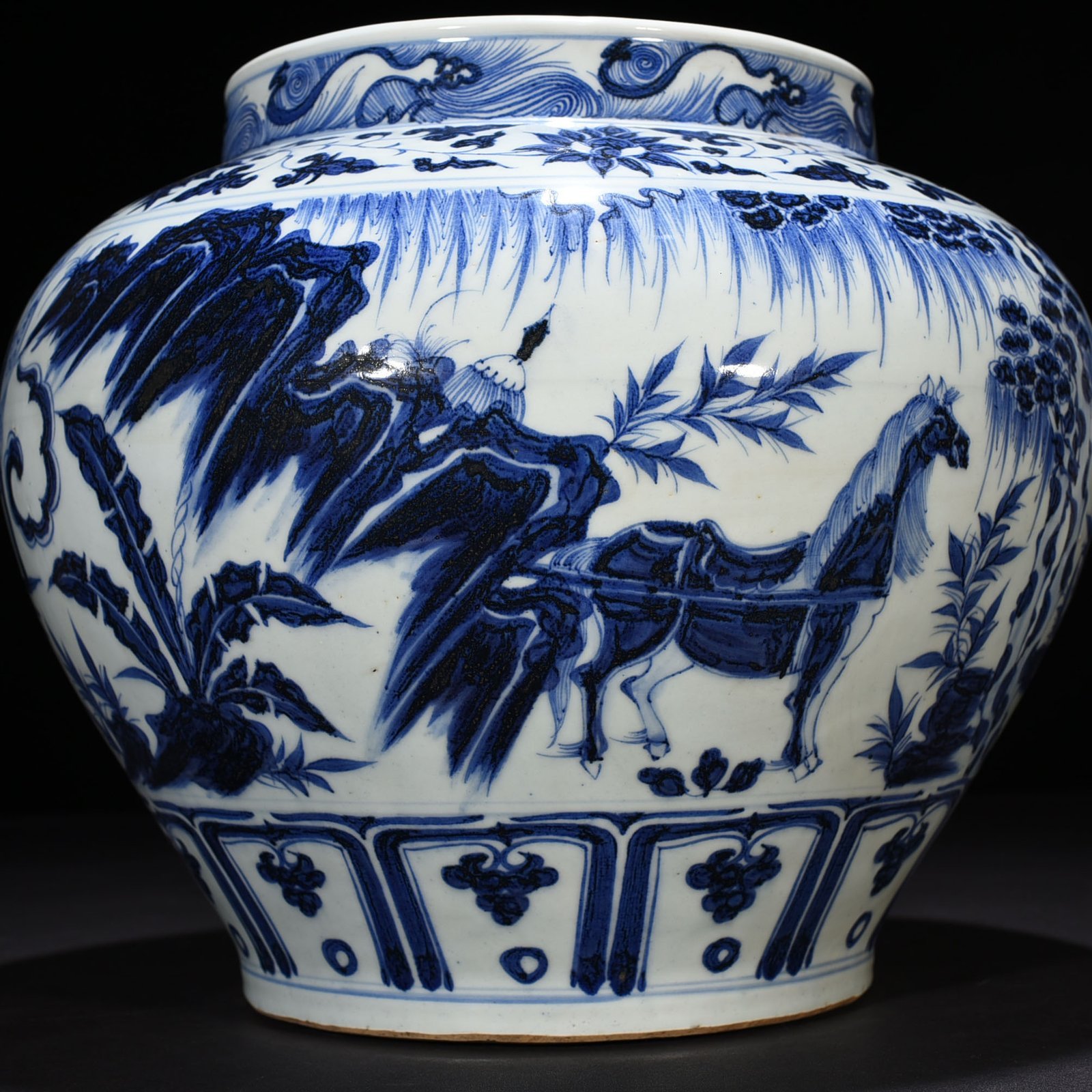 Yuan Dynasty blue and white Zhou Yafu Xiliuying character story jar