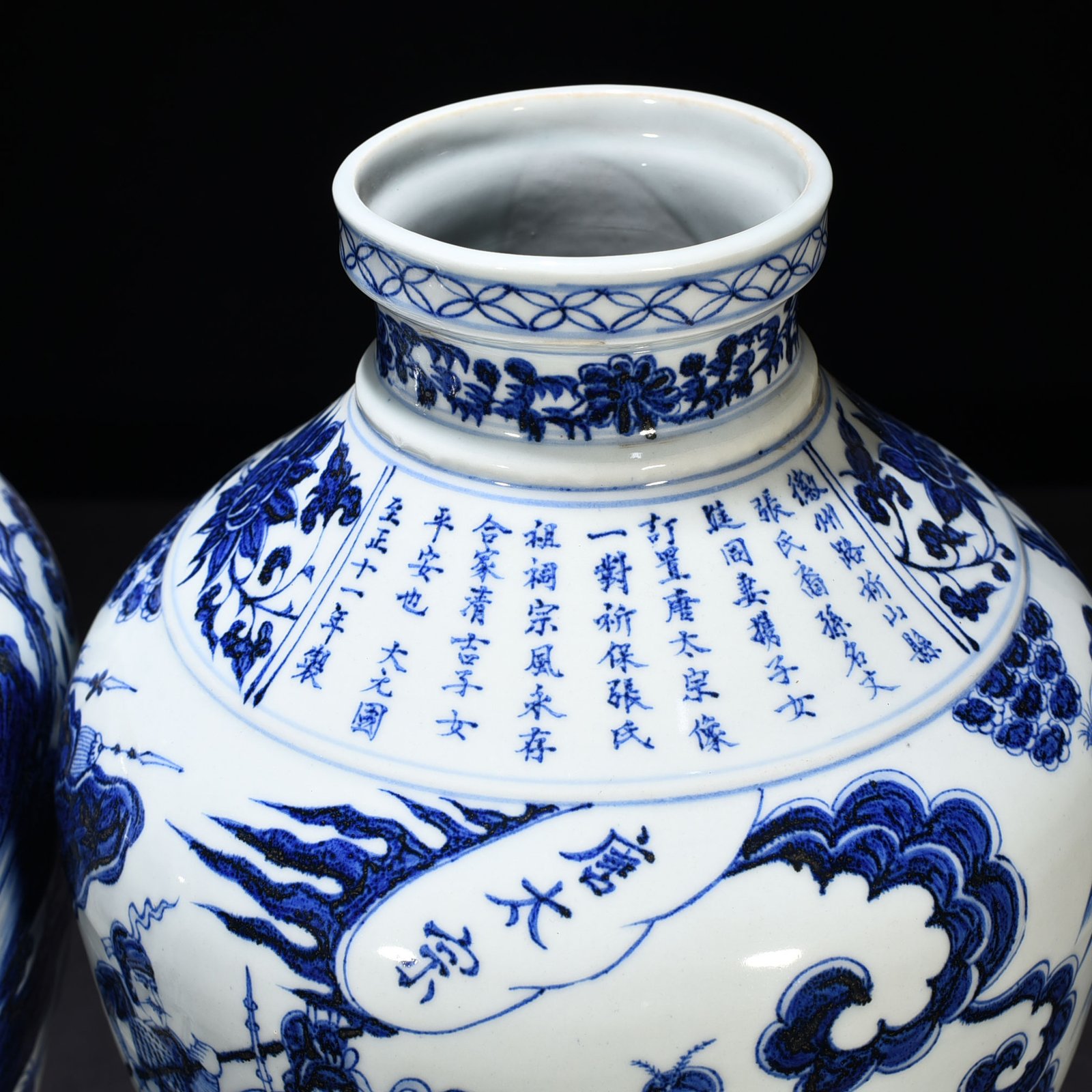 Yuan Dynasty blue and white Tang Taizong riding alone savior character story vase