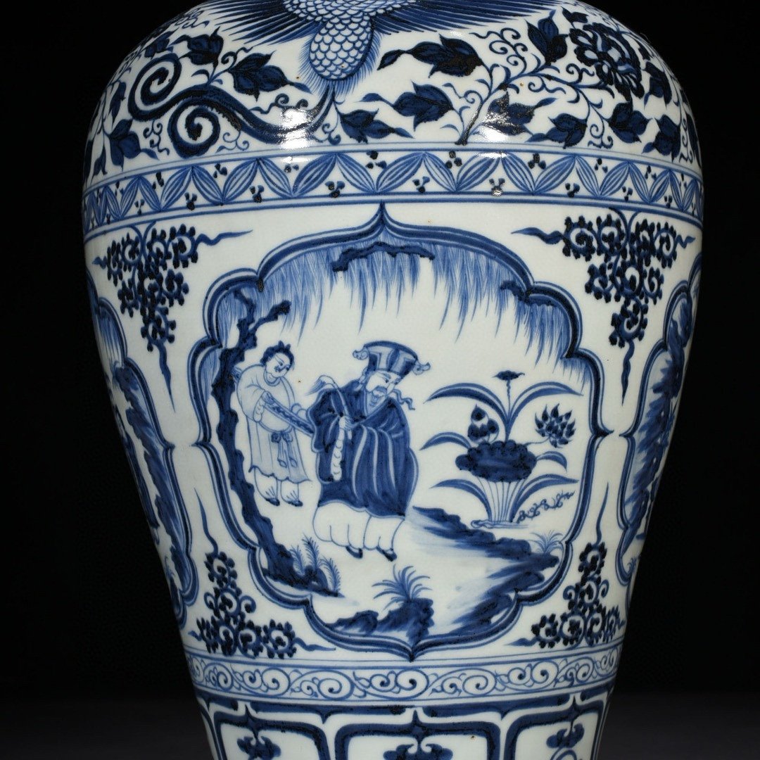 Yuan Dynasty blue and white plum vase with four lovers pattern