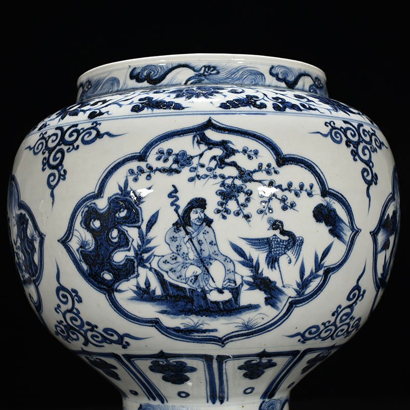 Yuan Dynasty blue and white tall jar with four lovers pattern