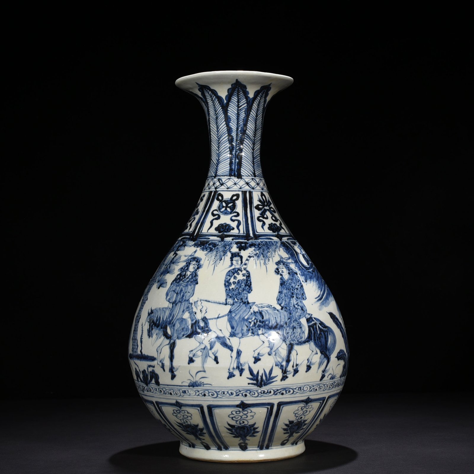 Yuan Dynasty blue and white Zhaojun’s story pattern jade pot spring vase