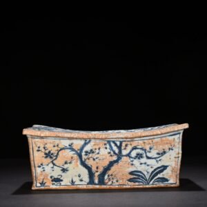 Yuan Dynasty blue and white pine bamboo plum flower and phoenix pattern square pillow