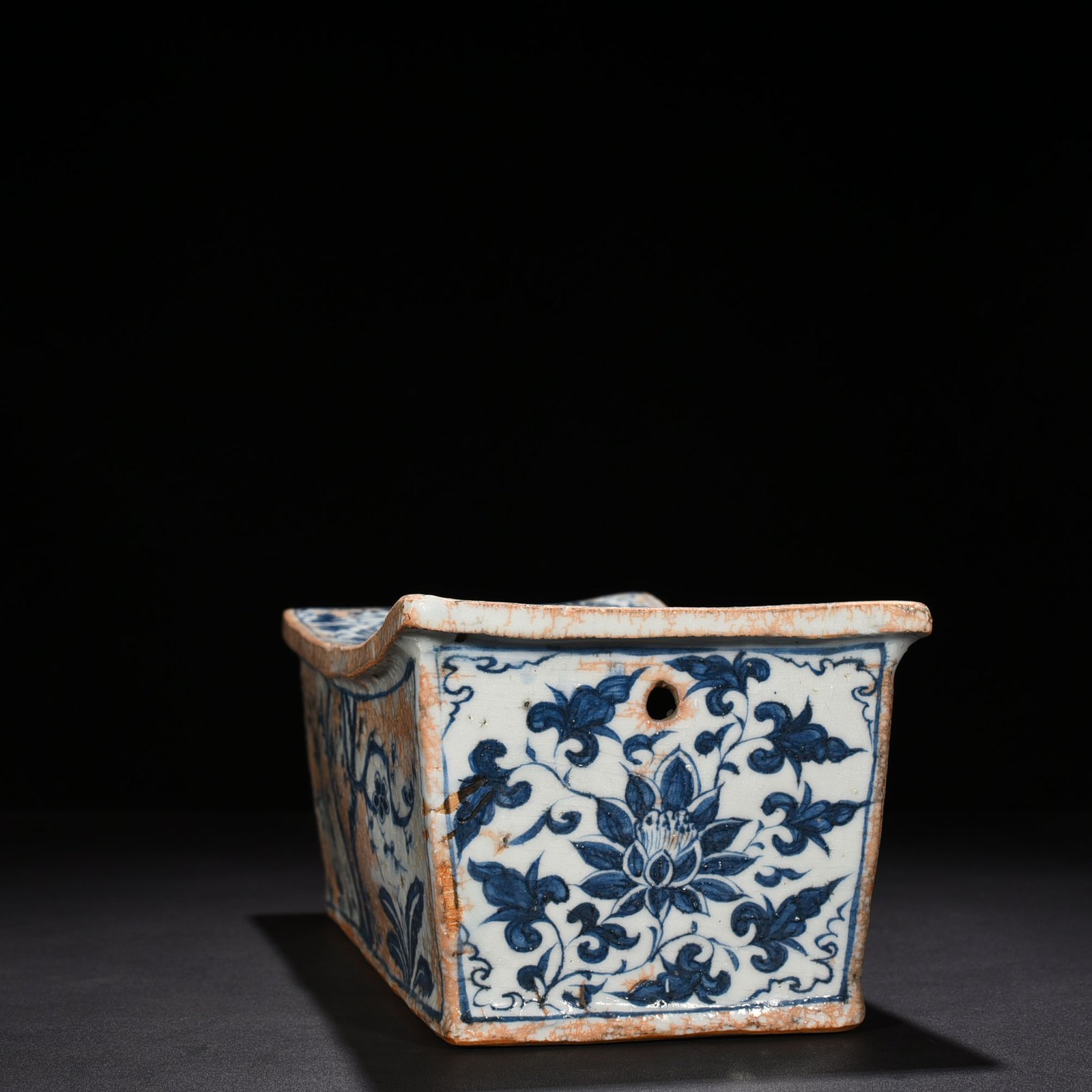 Yuan Dynasty blue and white pine bamboo plum flower and phoenix pattern square pillow