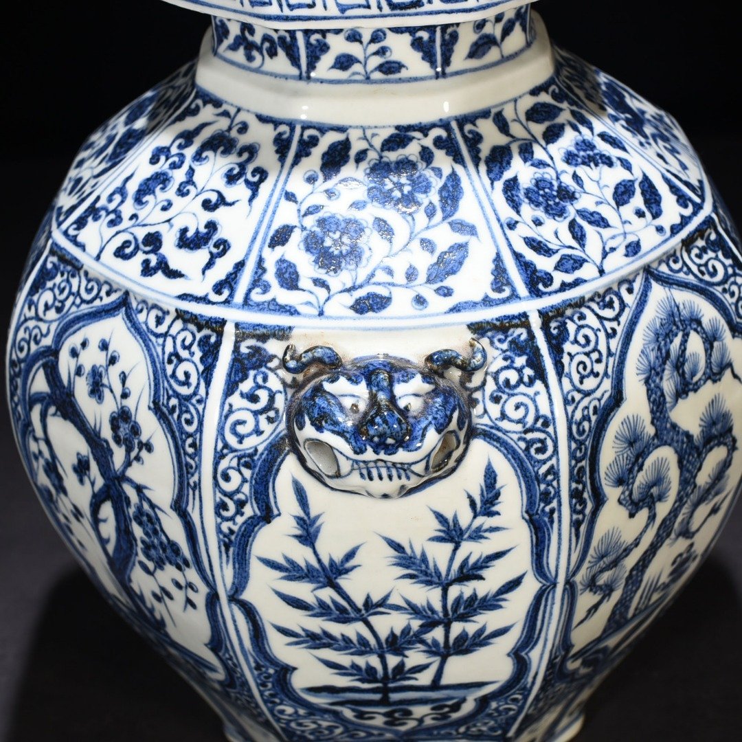 Yuan Dynasty Lotus Pond Mandarin Duck Pine Bamboo and Plum Pattern Octagonal Animal Ear Cover Jar