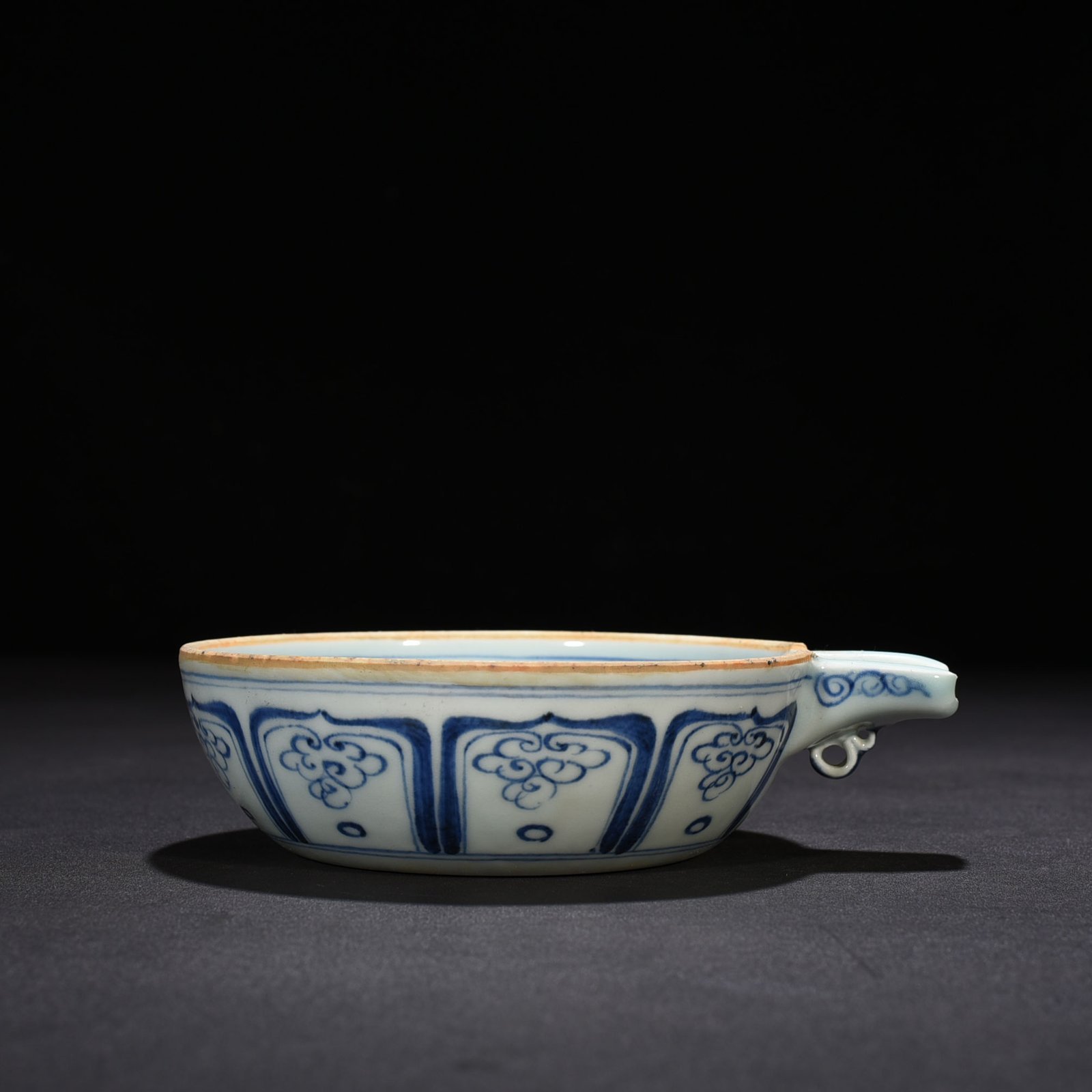 Yuan Dynasty blue and white lotus pond with mandarin duck pattern