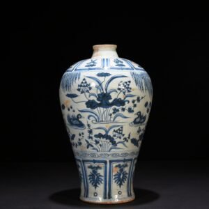 Yuan Dynasty blue and white lotus pond plum vase with mandarin duck pattern
