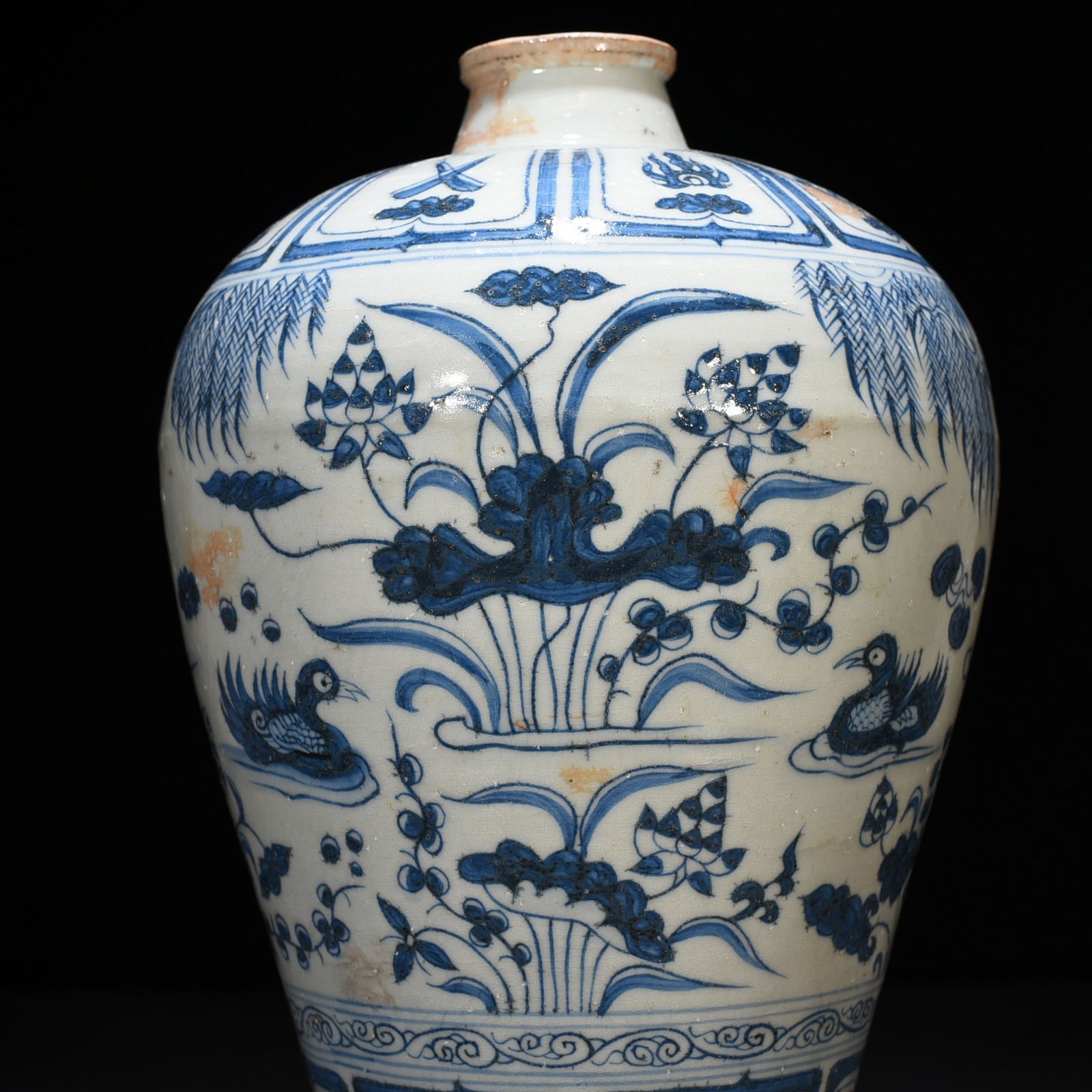 Yuan Dynasty blue and white lotus pond plum vase with mandarin duck pattern