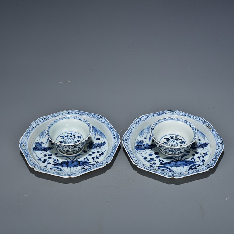 Yuan Dyansty lotus pond tea cup with mandarin duck pattern and holder