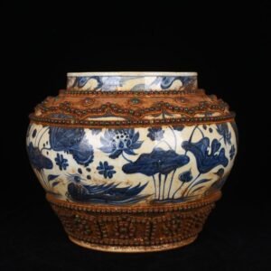 Yuan Dynasty blue and white lotus pond jar with mandarin duck pattern lace gilt jewelry reflow porcelain