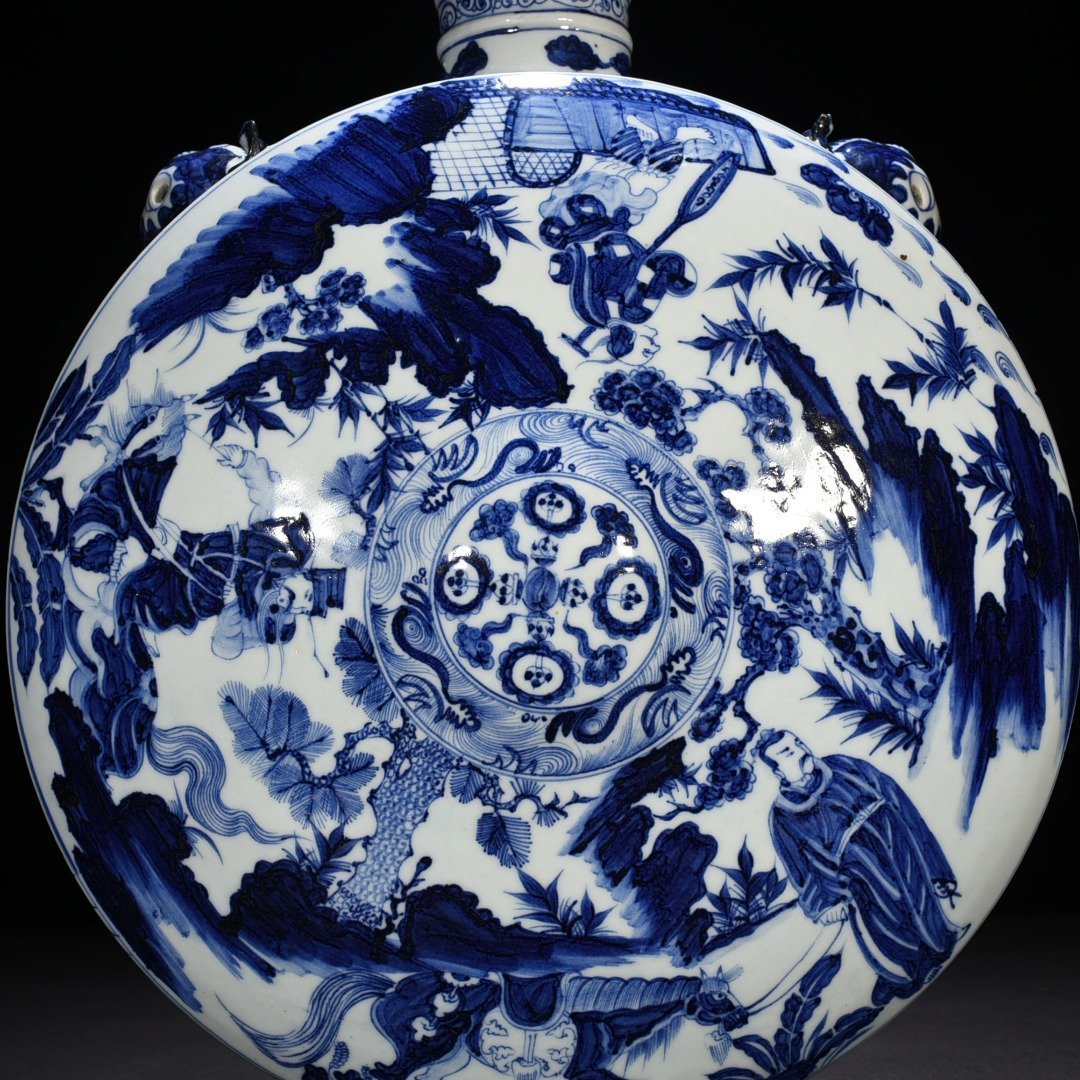 Yuan blue and white lying on the wall with figure pattern sleeping wall pot