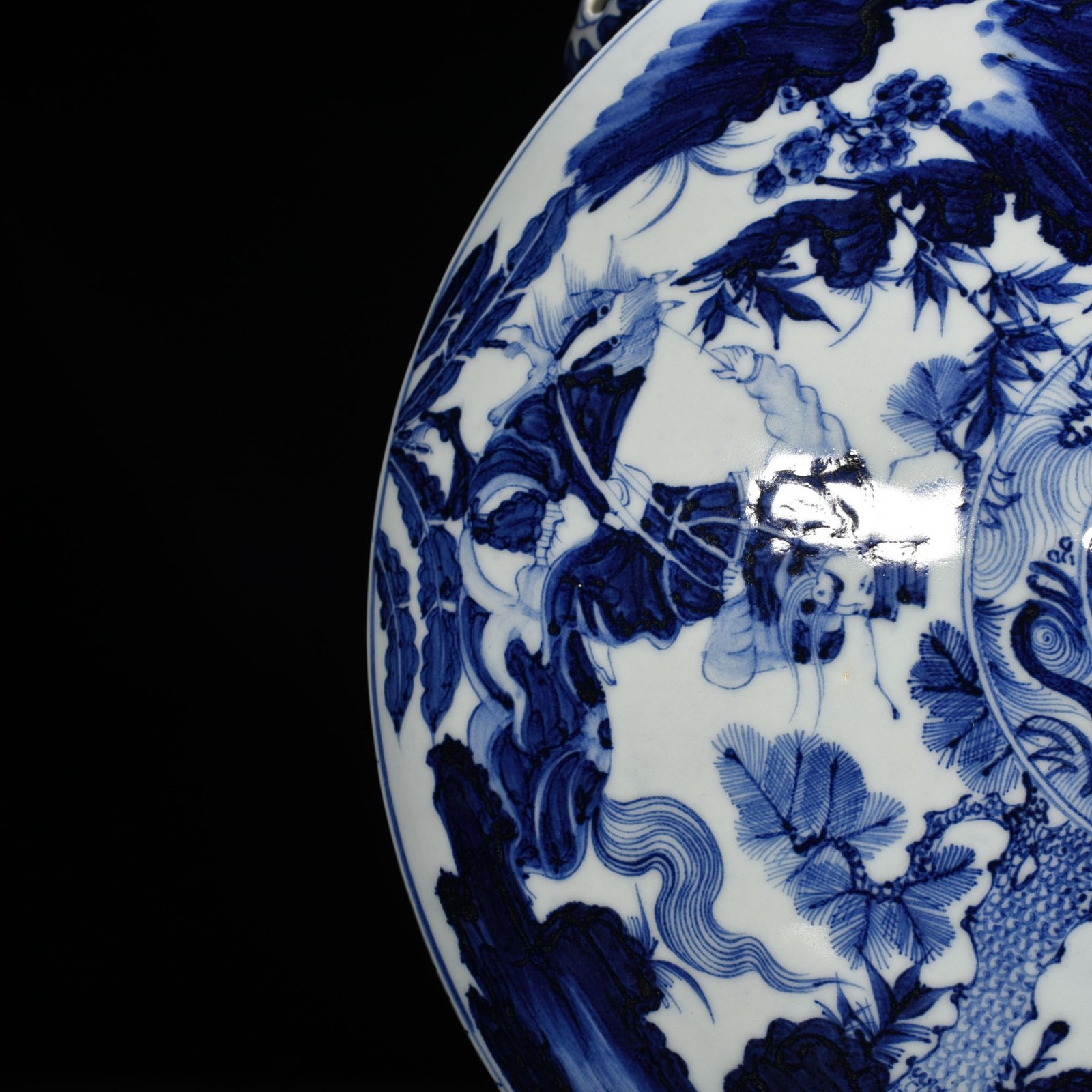 Yuan blue and white lying on the wall with figure pattern sleeping wall pot