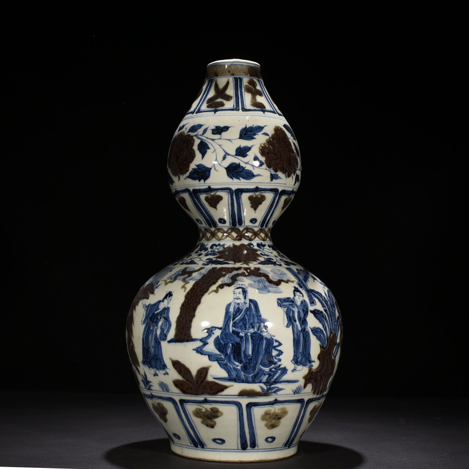 Yuan Dynasty blue and white underglaze red gourd vase with three-story thatched cottage character pattern