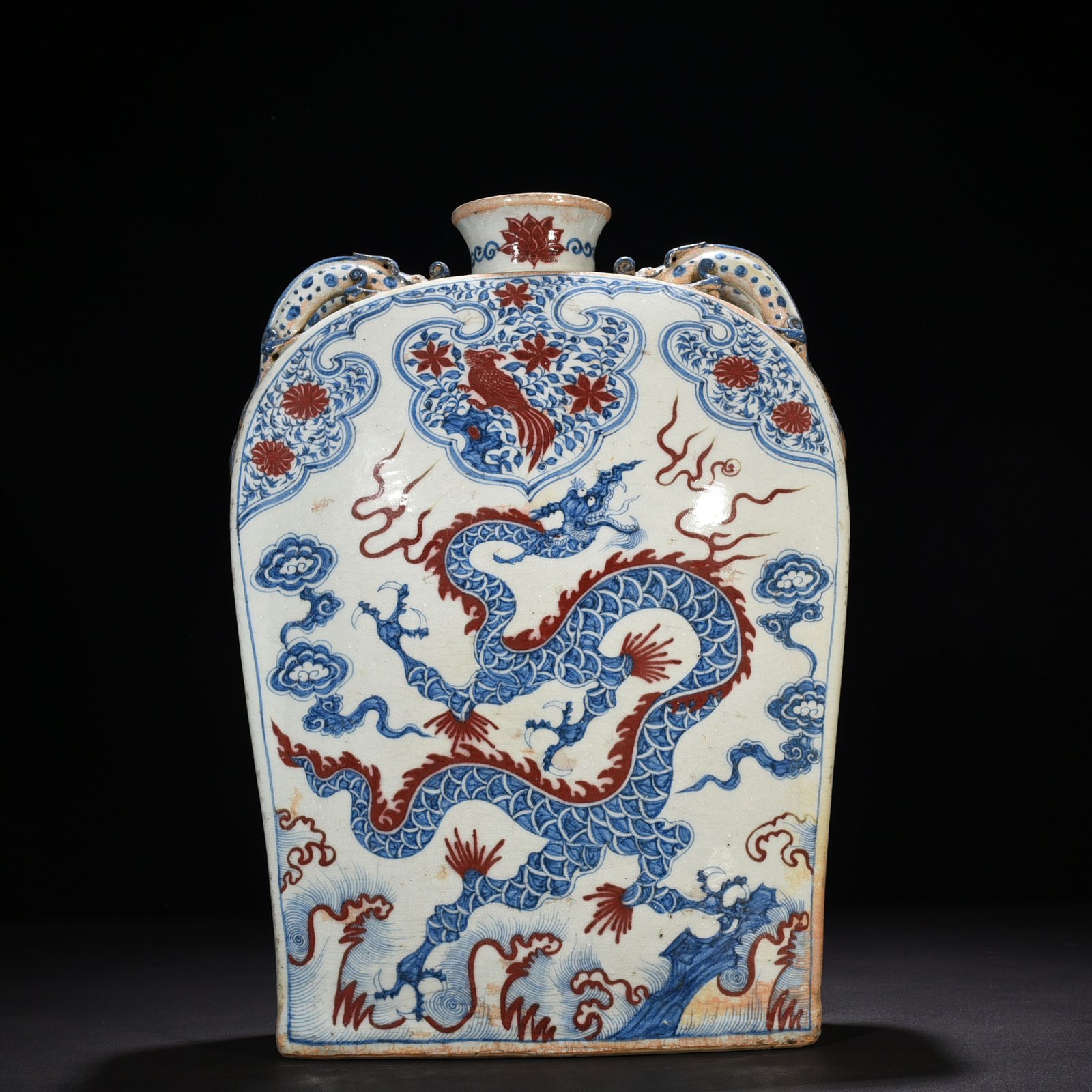 Yuan Dynasty blue and white underglaze red cloud and dragon pattern four series flat bottle