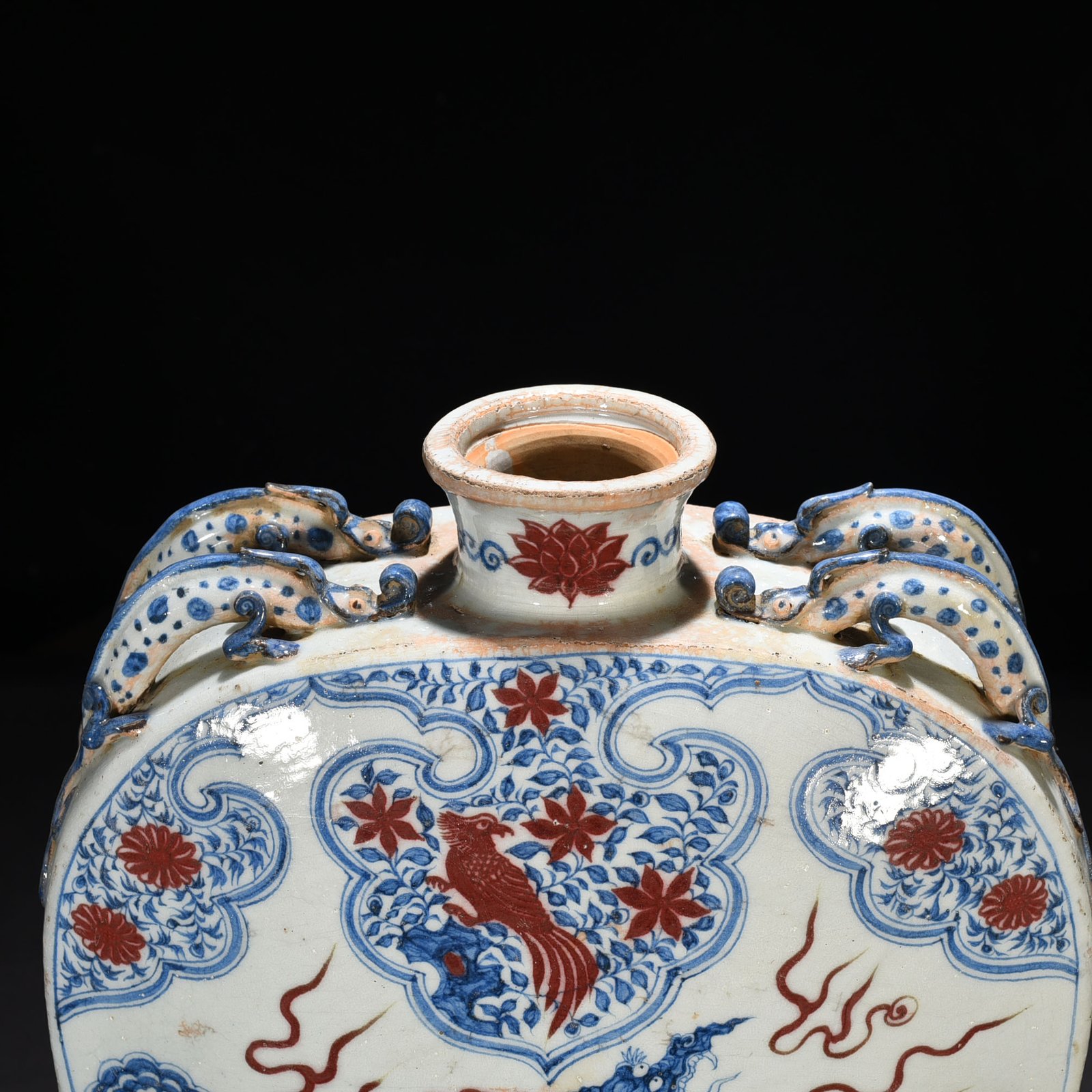 Yuan Dynasty blue and white underglaze red cloud and dragon pattern four series flat bottle