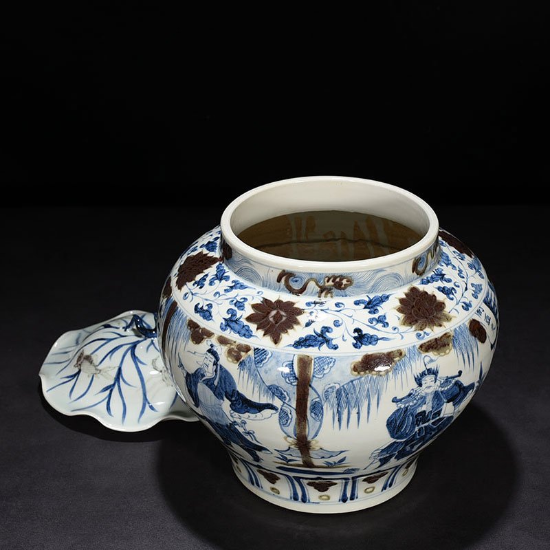 Yuan Dynasty blue and white underglaze red Zhou Yafu Xiliuying character story pattern lotus leaf jar
