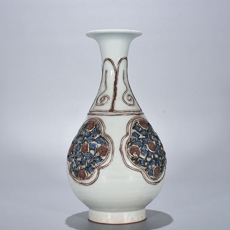 Yuan Dynasty blue and white underglaze red jade pot and spring vase with four seasons flower pattern
