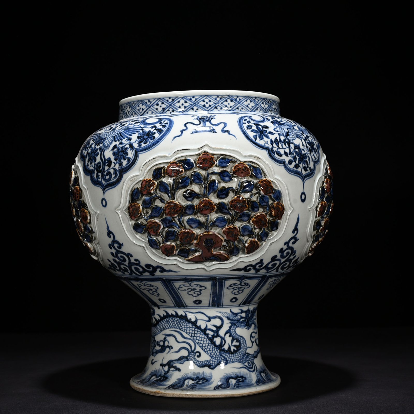 Yuan Dynasty blue and white underglaze red plastic four-series flower pattern tall jar