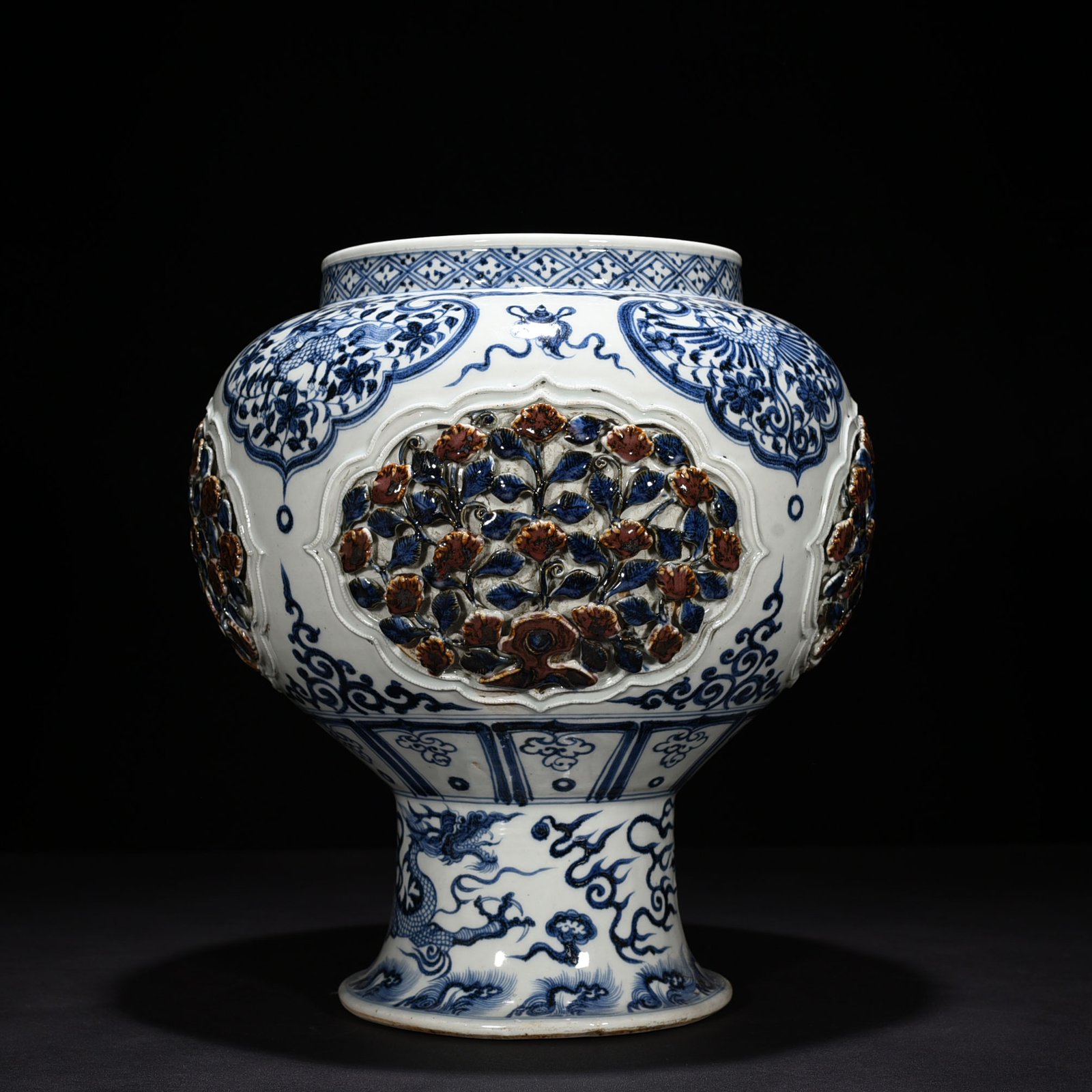 Yuan Dynasty blue and white underglaze red plastic four-series flower pattern tall jar