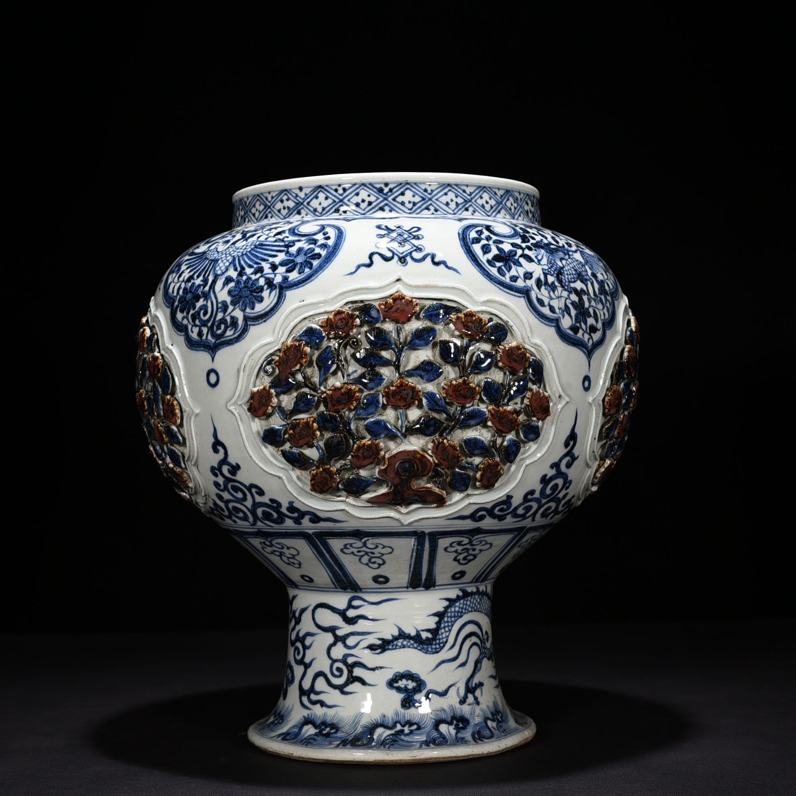 Yuan Dynasty blue and white underglaze red plastic four-series flower pattern tall jar