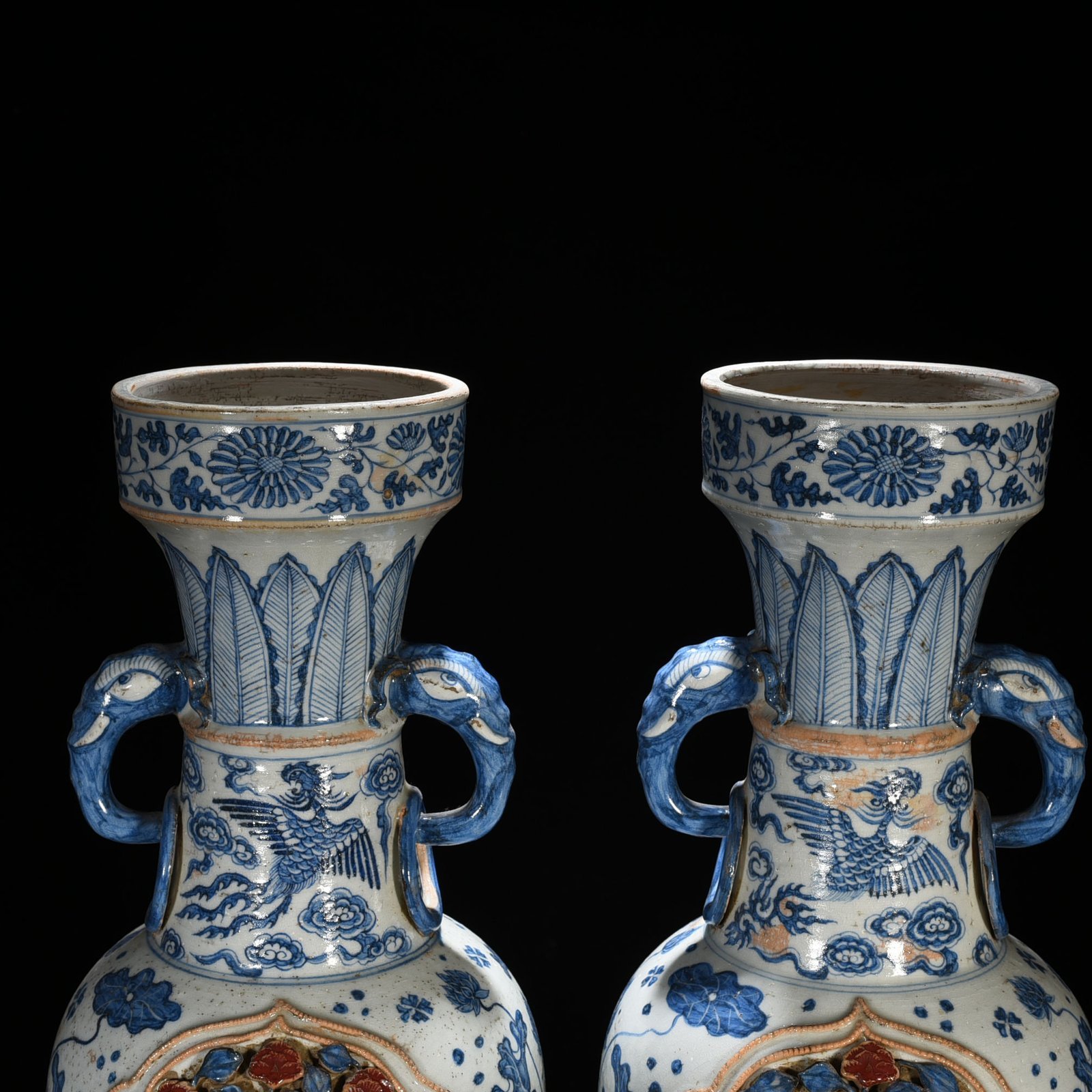 Yuan Dynasty blue and white underglaze red plastic panzhi doll pattern elephant ear vase