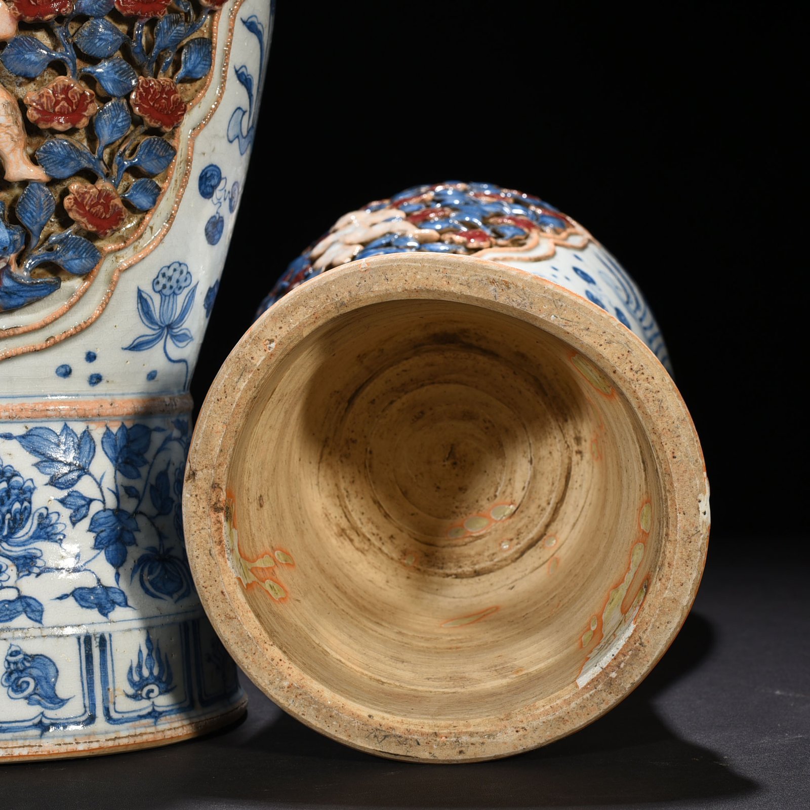 Yuan Dynasty blue and white underglaze red plastic panzhi doll pattern elephant ear vase