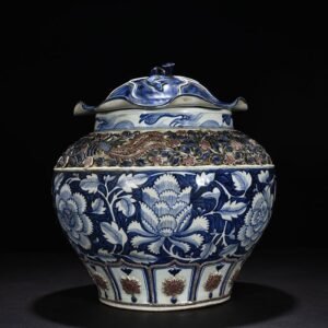 Yuan Dynasty blue and white underglaze red plastic flower blue ground white flower pattern lotus leaf lid jar