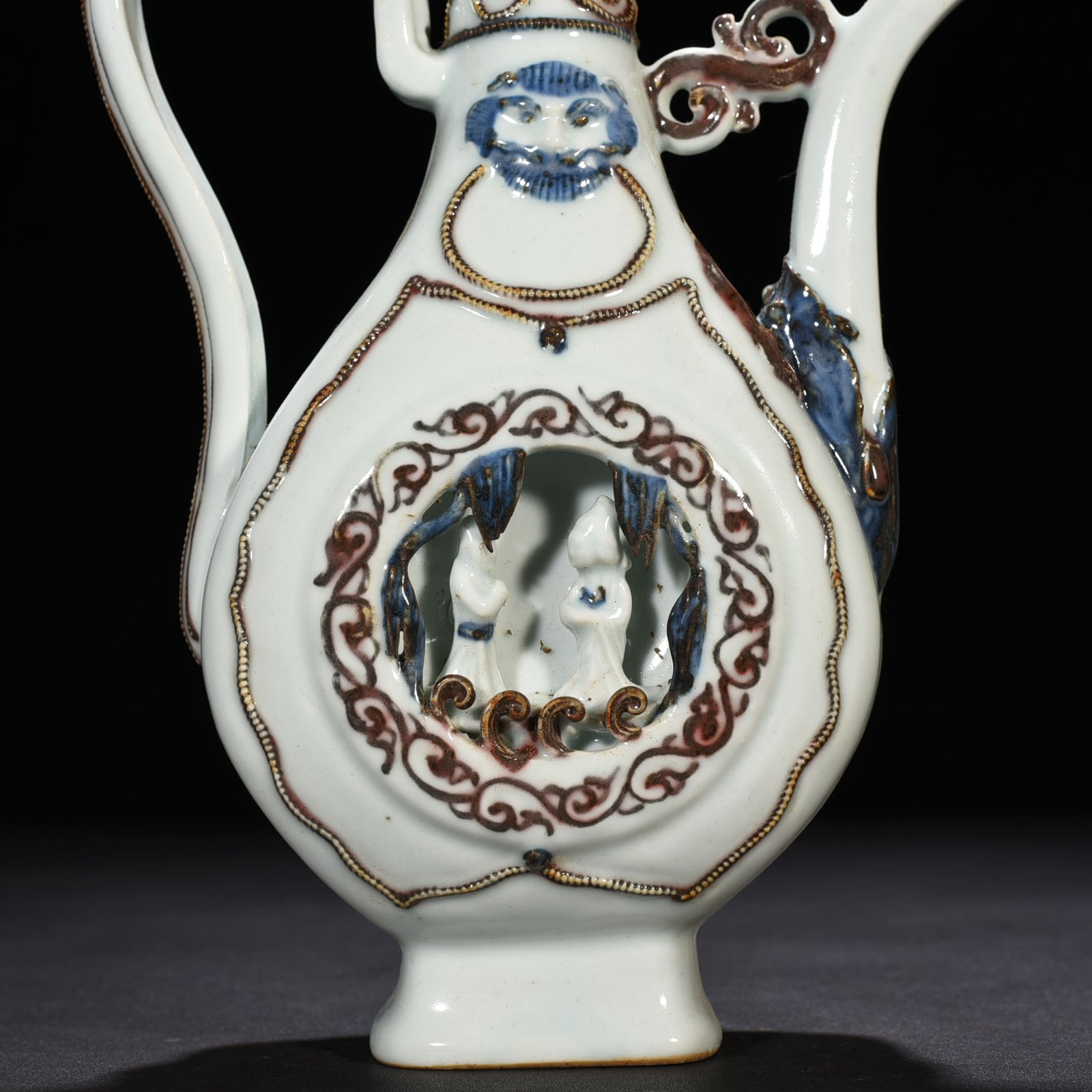 Yuan Dynasty blue and white underglaze red hollow figure pattern square-handled teapot