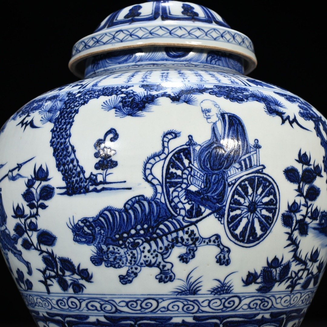 Yuan Dynasty blue and white inscription Guigu down the mountain character story pattern lid jar