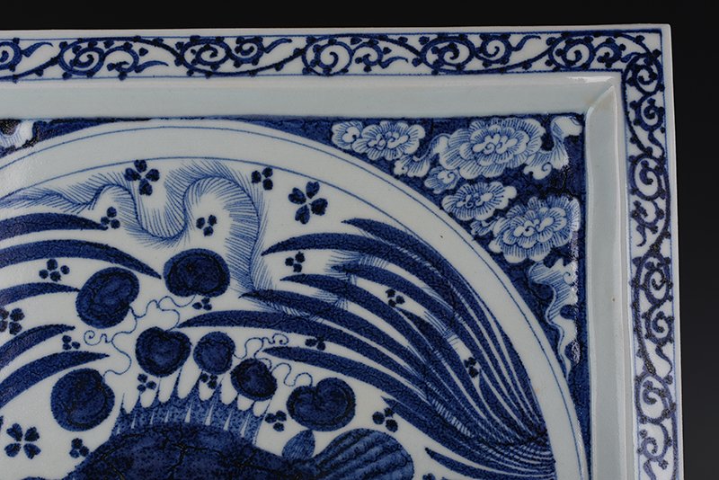 Yuan Dynasty blue and white fish and algae pattern square tea tray