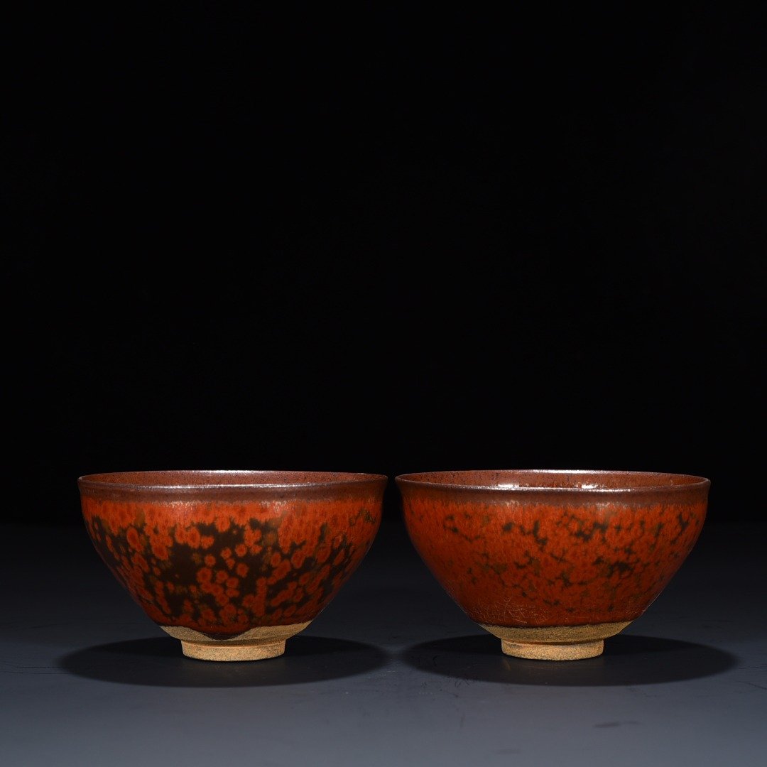 Song Dynasty Persimmon red glaze Yao bian Tian bowl