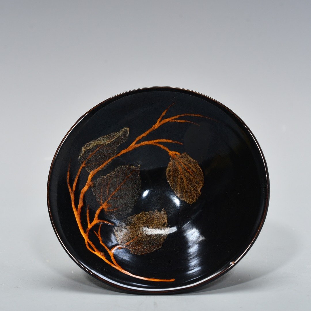 Song Dynasty Jizhou kiln wood leaf bowl and bamboo hat bowl real leaf seven