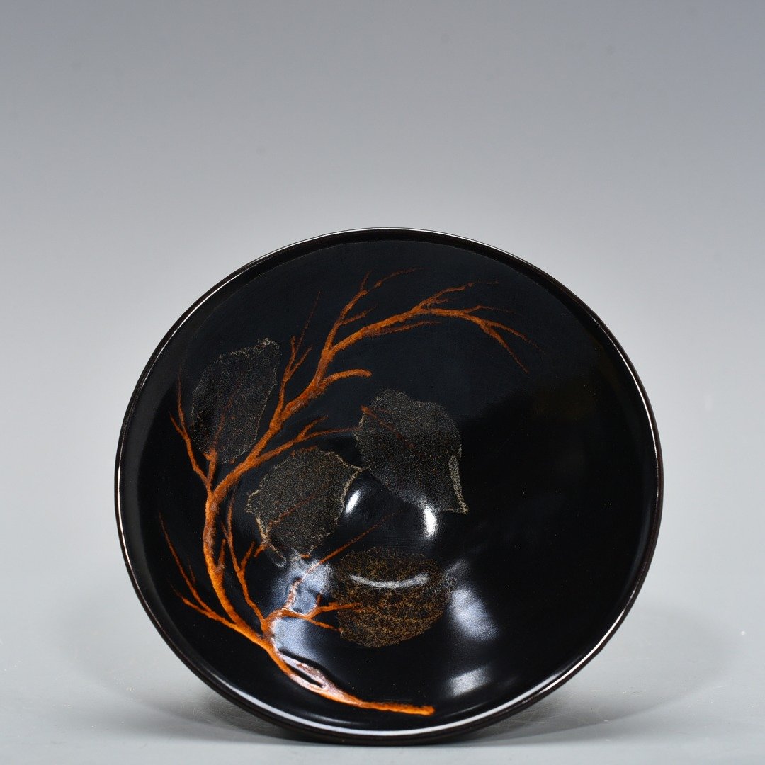 Song Dynasty Jizhou kiln wood leaf bowl and bamboo hat bowl real leaf four