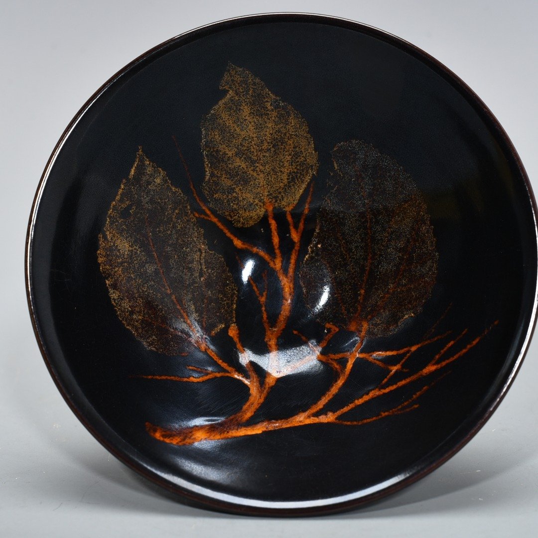 Song Dynasty Jizhou kiln wood leaf bowl and bamboo hat bowl real leaf eleven