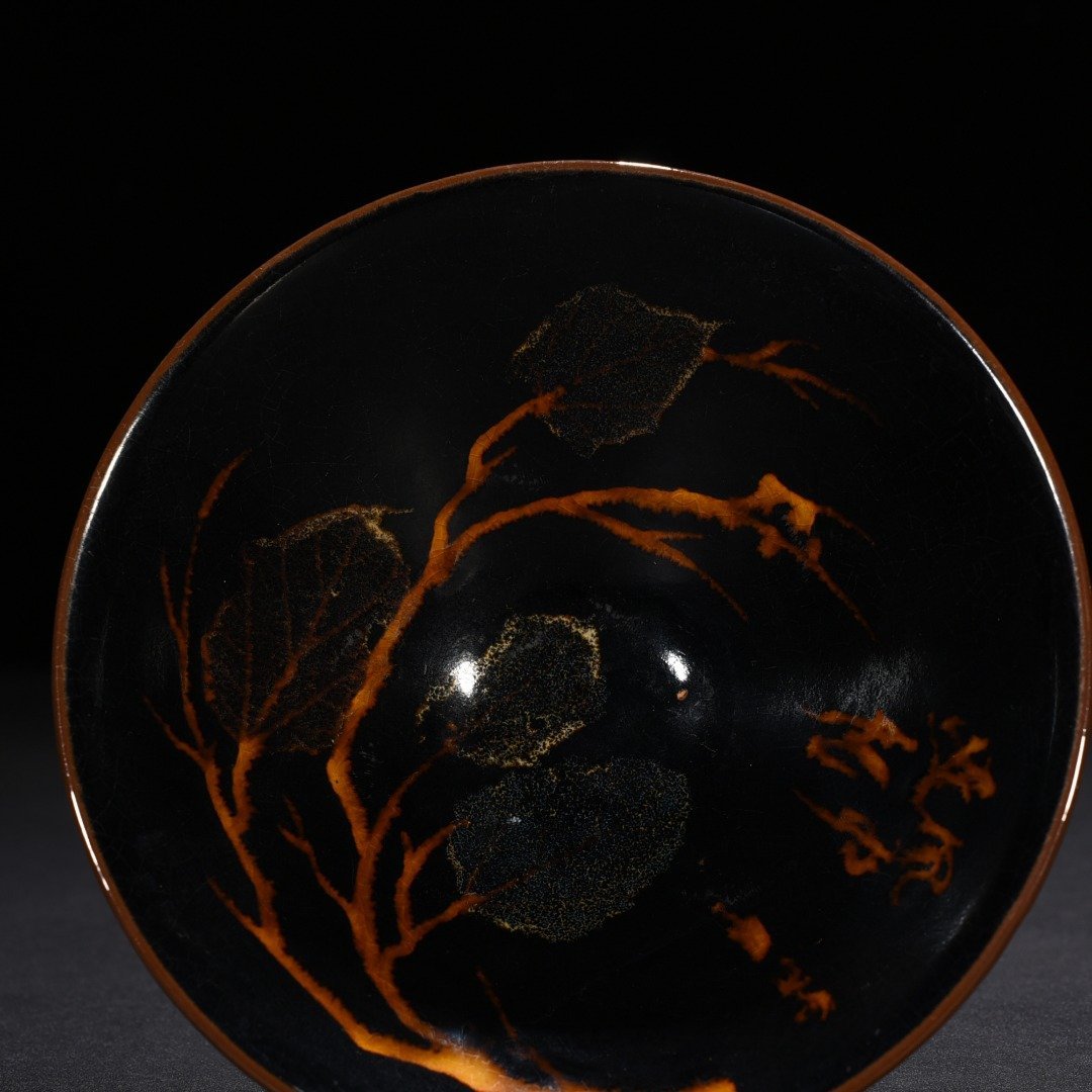 Song Dynasty Jizhou kiln wood leaf bowl and bamboo hat bowl