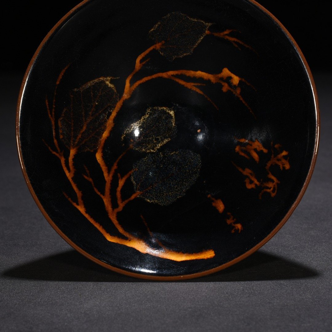 Song Dynasty Jizhou kiln wood leaf bowl and bamboo hat bowl