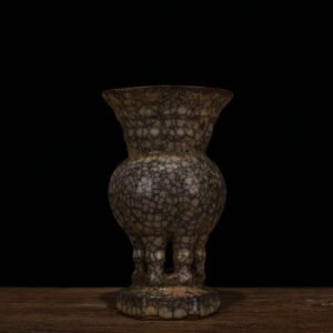Song Dynasty Ge Kiln Ancient Porcelain Vase Specifications
