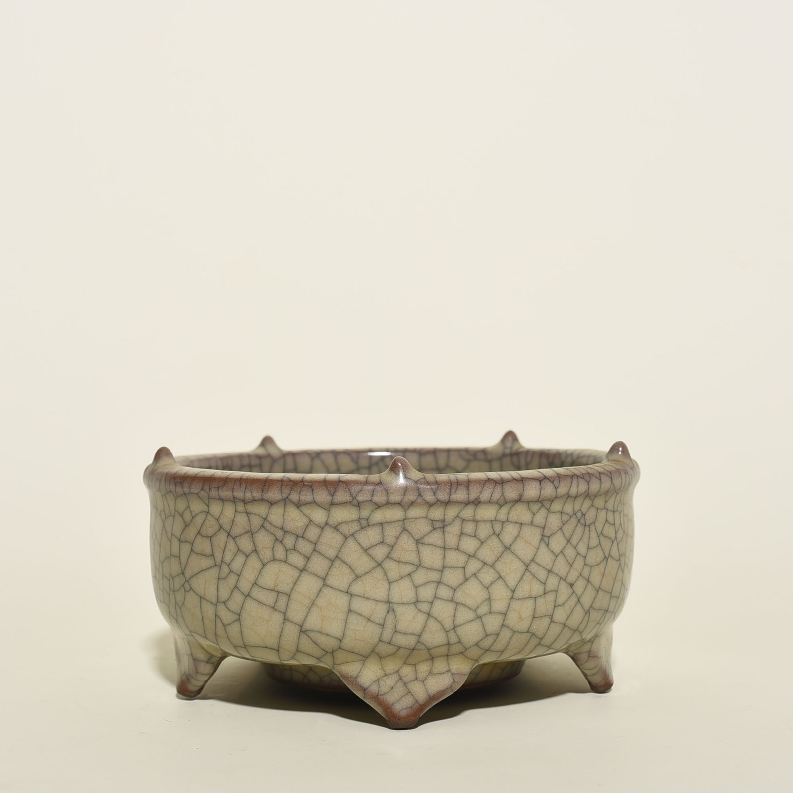 Song Dynasty Ge kiln five-foot wash