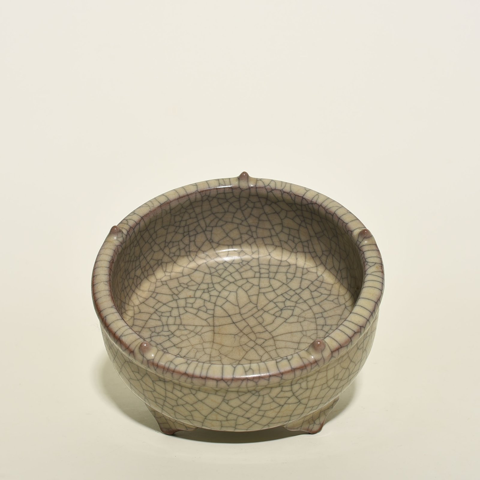 Song Dynasty Ge kiln five-foot wash