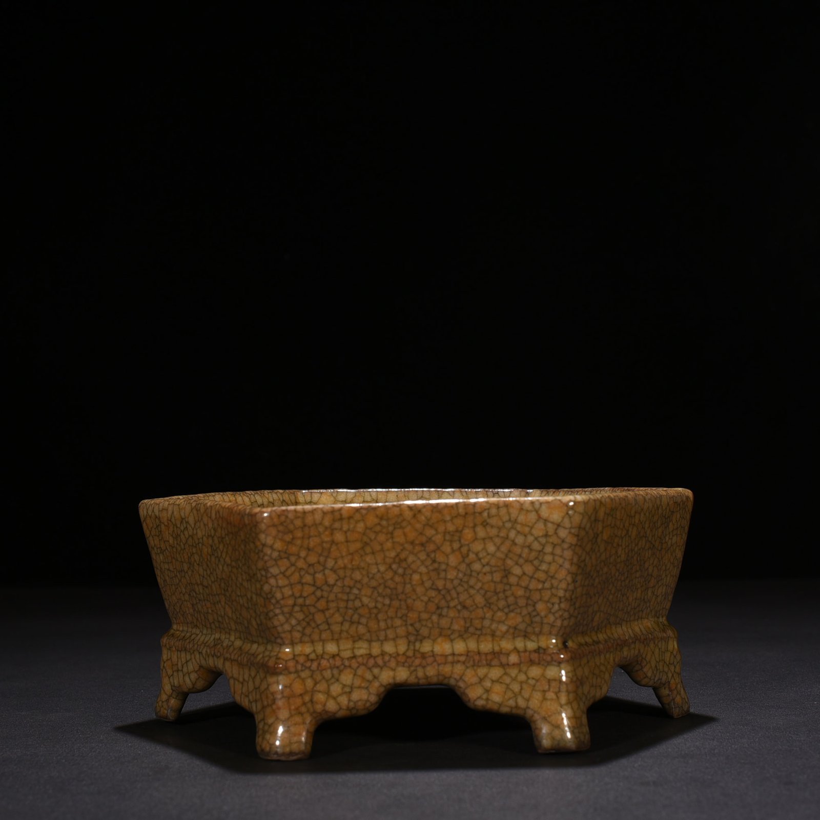 Song Dynasty Ge kiln six-way wash