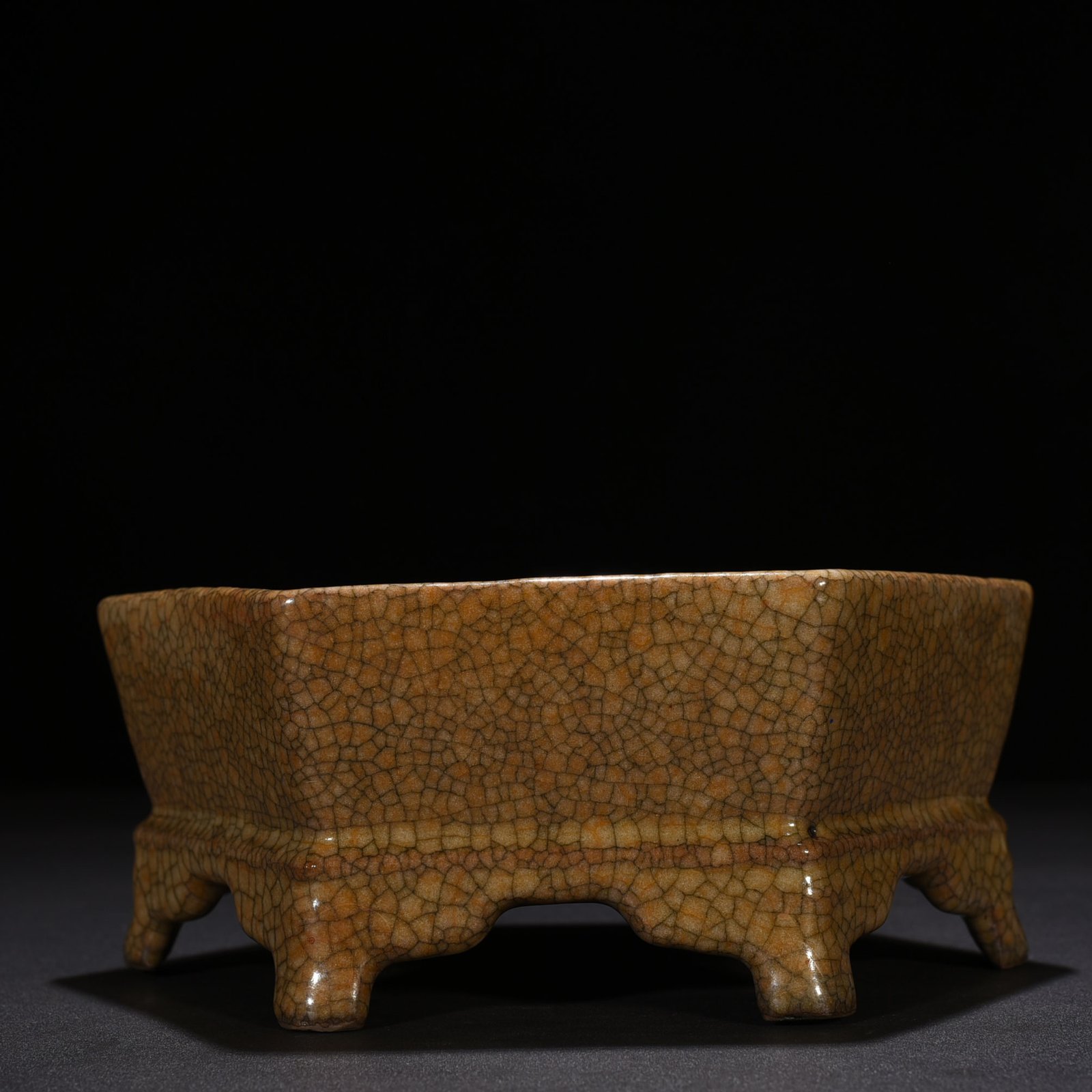 Song Dynasty Ge kiln six-way wash