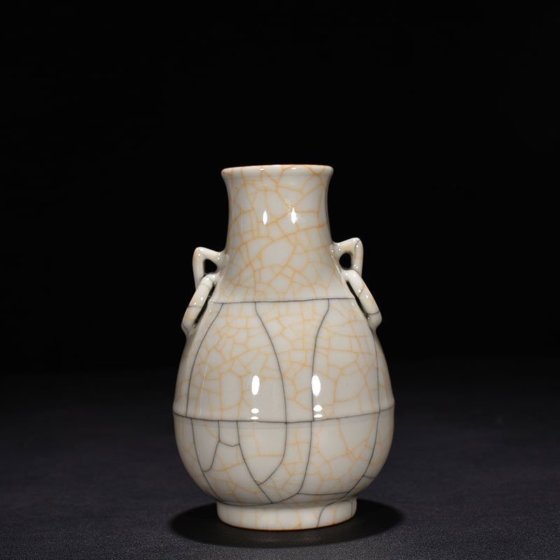Song Dynasty Ge kiln amphora