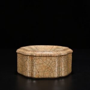 Song Dynasty Ge kiln set box inkstone lamp holder